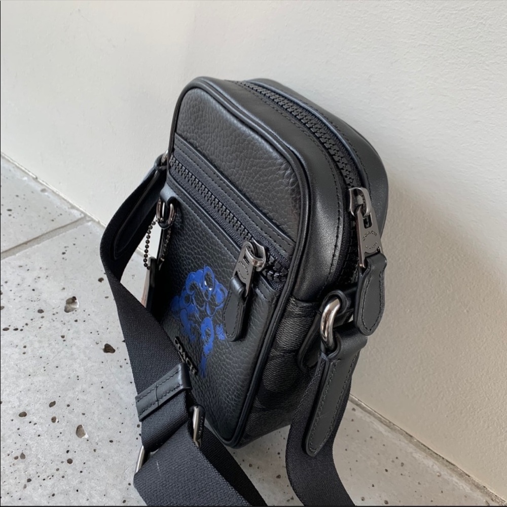 NWT Coach X Marvel Black Panther Terrain Crossbody - Picture 4 of 5